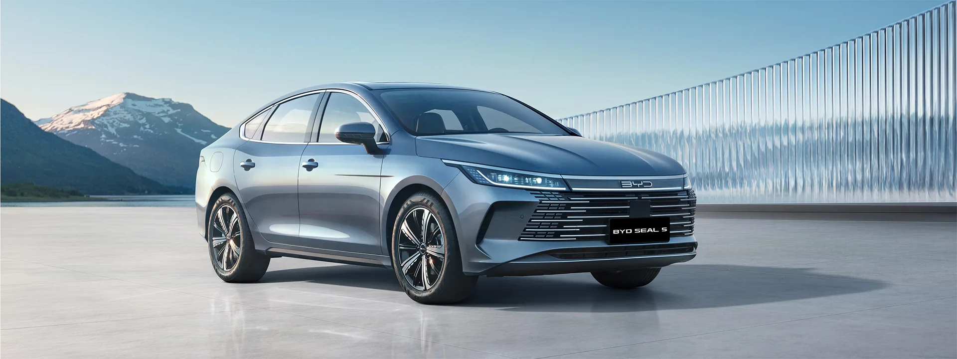BYD SEAL 5